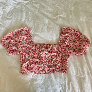 Shein Floral puff sleeve top